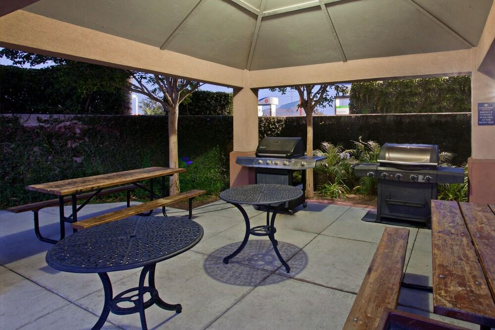 Sonesta Simply Suites Anaheim Garden Grove Eksteriør billede